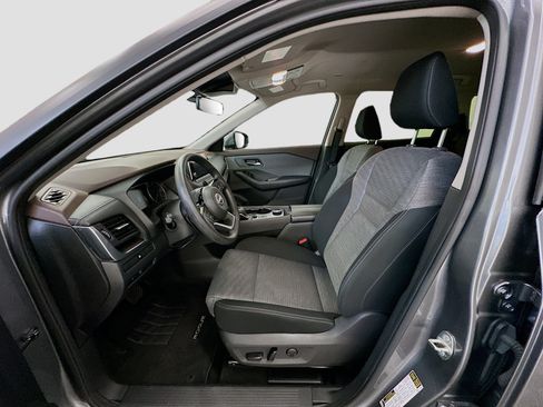 Used 2023 Nissan Rogue SV AWD/4WD image 13