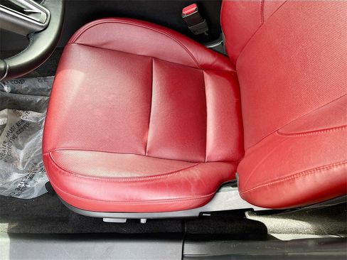 Used 2024 MAZDA MAZDA3 s image 20