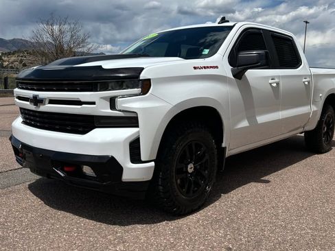 Used 2021 Chevrolet Silverado 1500 RST w/ Convenience Package II AWD/4WD image 17