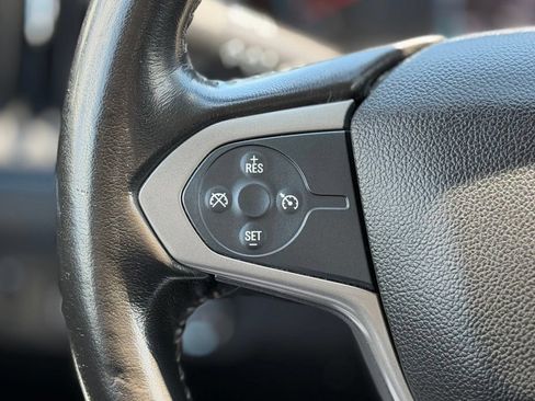 Used 2016 Chevrolet Colorado Z71 AWD/4WD image 11