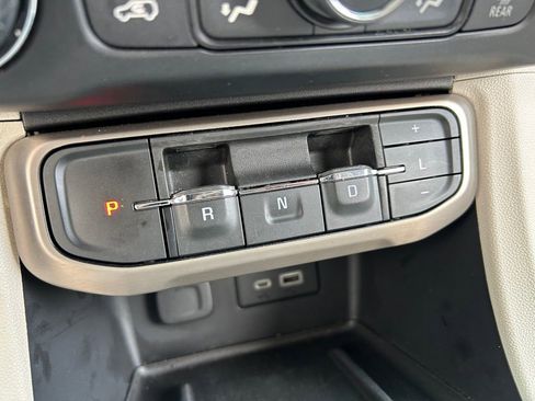 Used 2021 GMC Acadia Denali w/ Denali Technology Package image 33