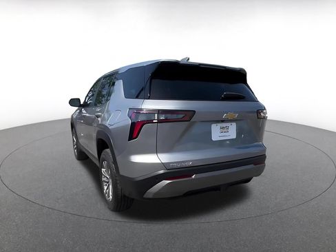 Used 2025 Chevrolet Equinox LT FWD image 11
