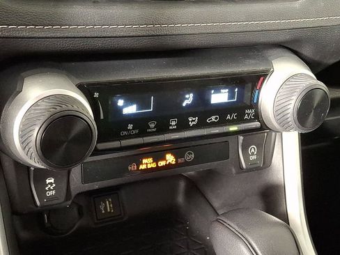 Used 2024 Toyota RAV4 LE image 17