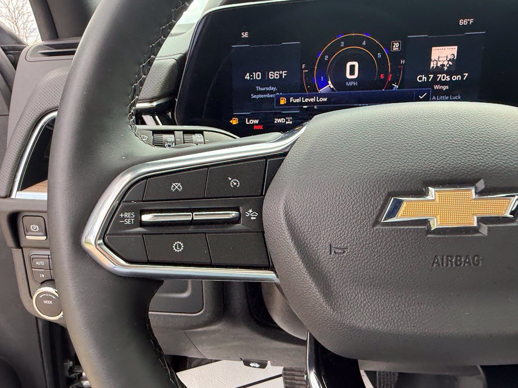 Used 2025 Chevrolet Tahoe High Country AWD/4WD image 31