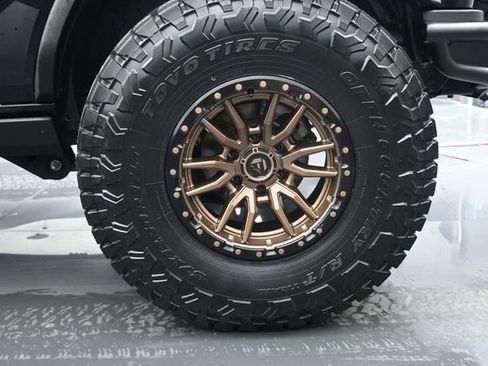 Used 2023 Ford Bronco Wildtrak AWD/4WD image 25