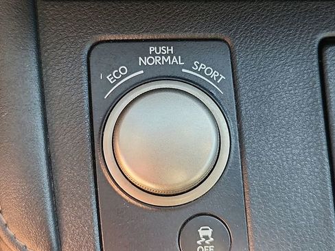 Used 2016 Lexus ES 350 w/ Navigation System Package image 25