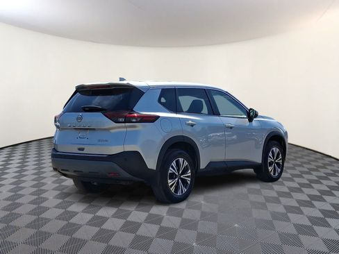 Used 2022 Nissan Rogue SV AWD/4WD image 5