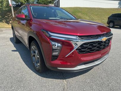 Used 2025 Chevrolet Trax LT