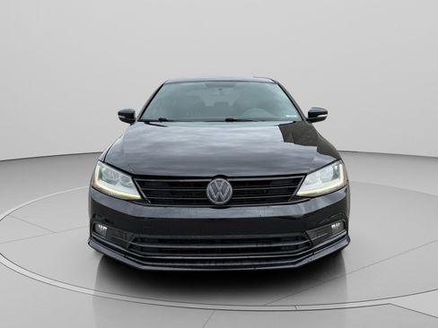 Used 2018 Volkswagen Jetta Sport image 8