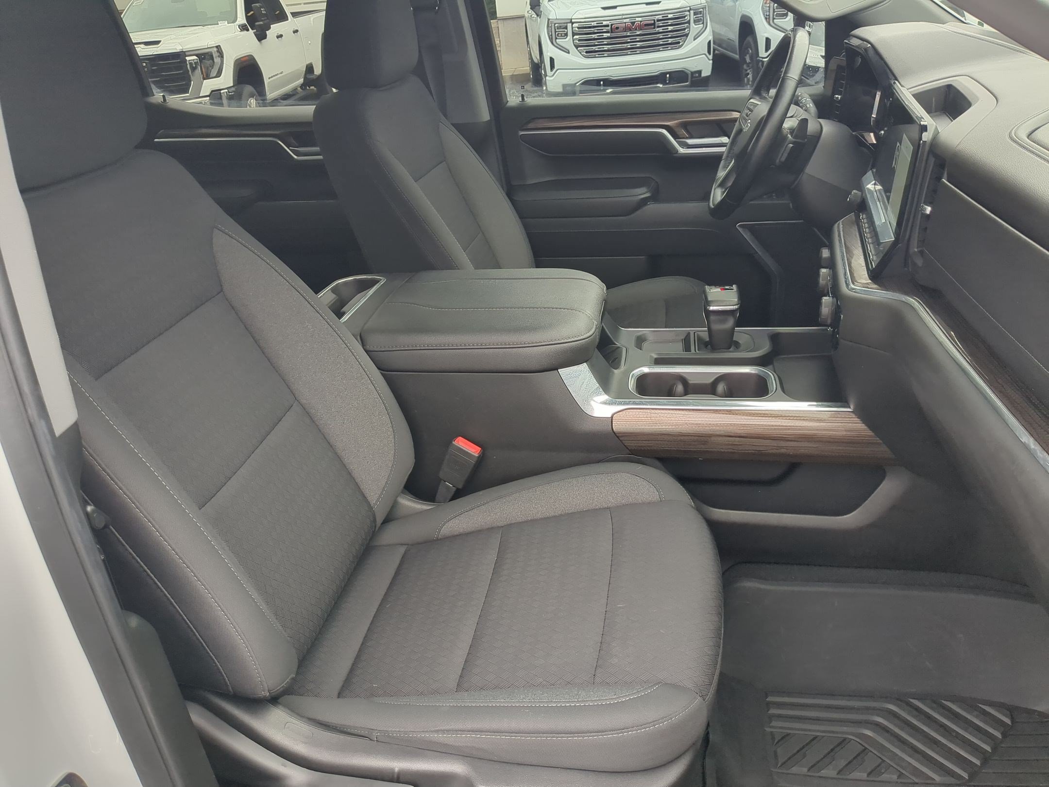 Certified 2023 Chevrolet Silverado 1500 RST AWD/4WD image 31