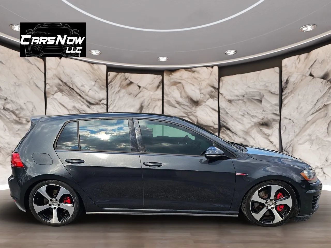 Used 2017 Volkswagen GTI SE FWD image 8