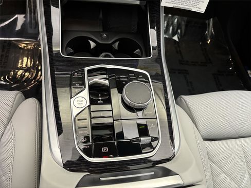 New 2026 BMW X5 xDrive50e AWD/4WD image 23