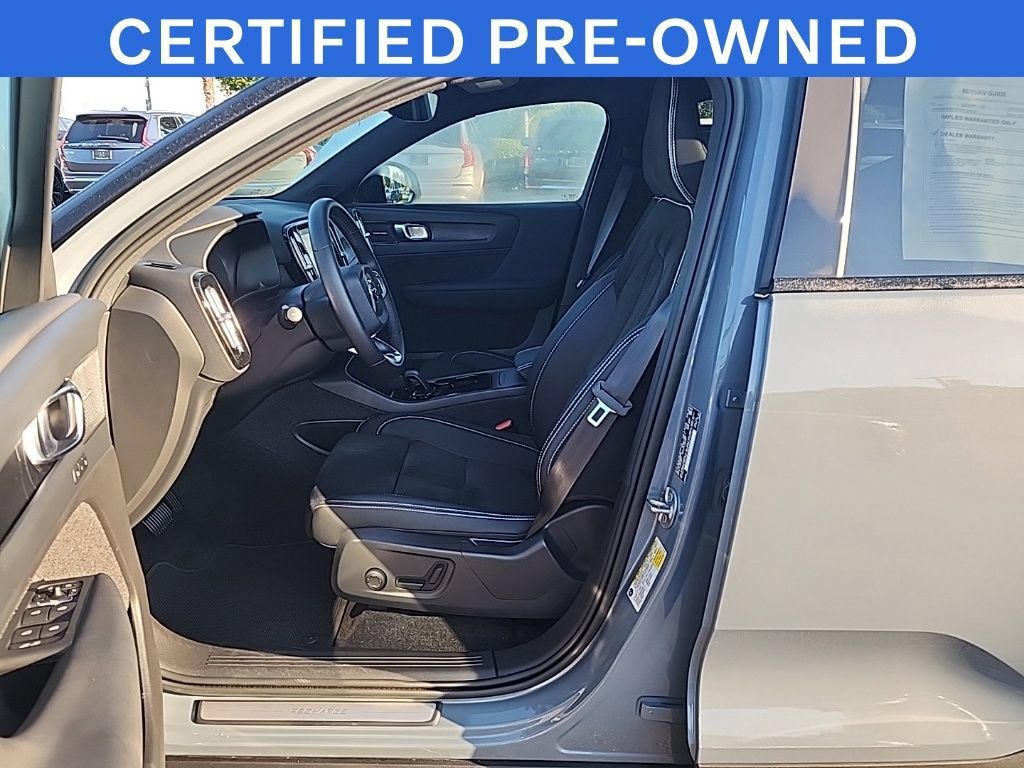 Certified 2023 Volvo XC40 Recharge Ultimate AWD/4WD image 8