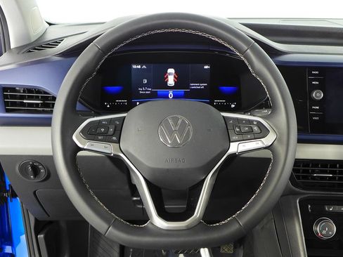 Used 2023 Volkswagen Taos SE AWD/4WD image 26