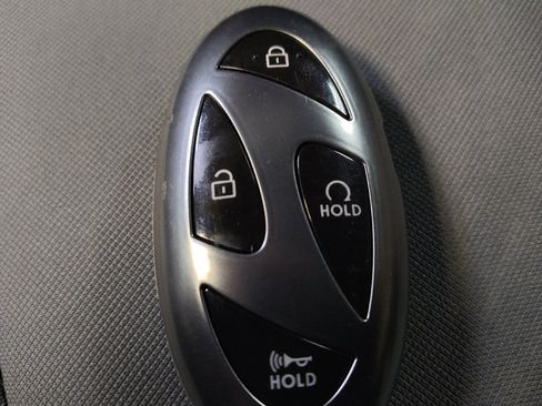 Used 2024 Hyundai Elantra SEL FWD image 32