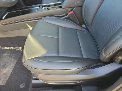 New 2026 Lincoln Corsair Reserve FWD image 12