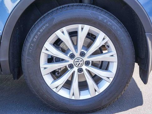 Used 2019 Volkswagen Tiguan SE w/ Panoramic Sunroof Package AWD/4WD image 10