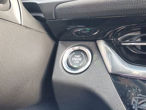 New 2026 Buick Envista Avenir FWD image 17