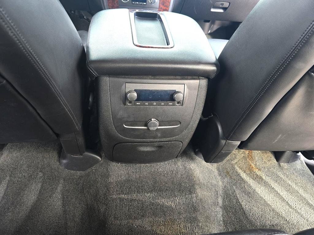 Used 2008 GMC Sierra 1500 Denali AWD/4WD image 24
