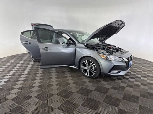 Used 2022 Nissan Sentra SR FWD image 13