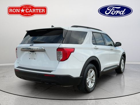 Used 2021 Ford Explorer XLT RWD image 6