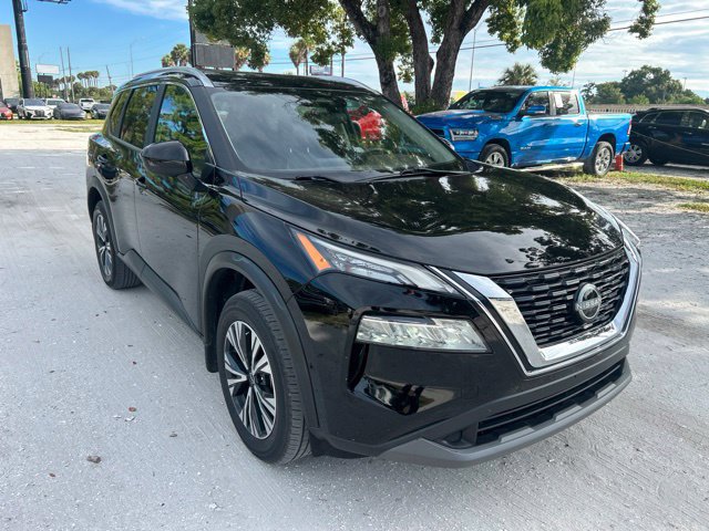 Used 2023 Nissan Rogue SV w/ SV Premium B Package FWD image 1