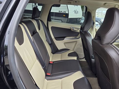 Used 2012 Volvo XC60 T6 image 16
