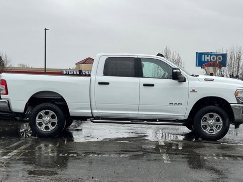 Used 2023 RAM 2500 Big Horn w/ Level 1 Equipment Group image 3