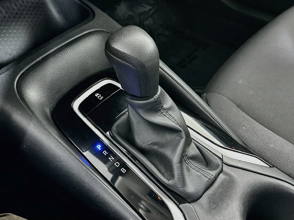 Used 2024 Toyota Corolla LE FWD image 19