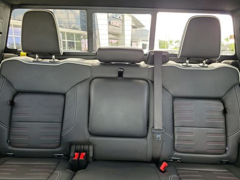 Used 2025 GMC Sierra 2500 AT4X AWD/4WD image 16