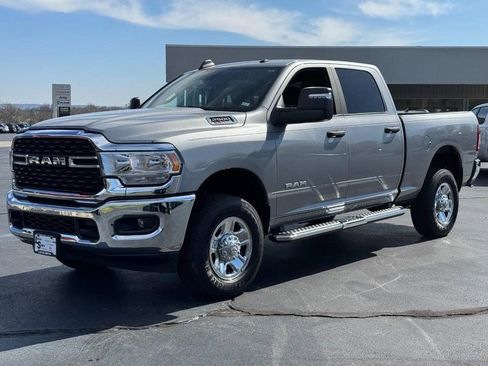 Used 2024 RAM 2500 Big Horn w/ Bed Utility Group image 8