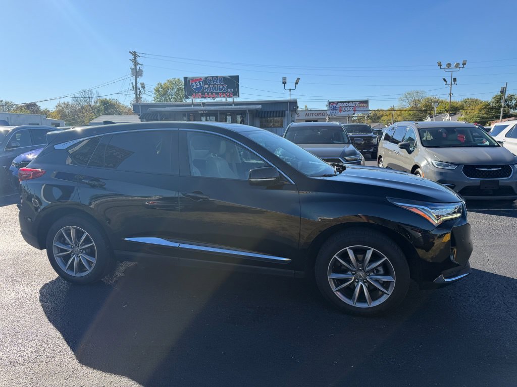 Used 2023 Acura RDX w/ Technology Package FWD image 2