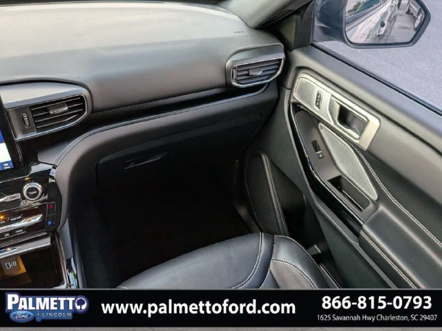 Used 2023 Ford Explorer ST w/ Equipment Group 401A AWD/4WD image 17