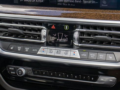 Used 2024 BMW X3 sDrive30i image 24