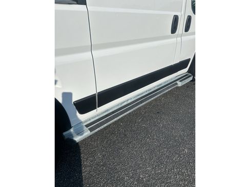 Used 2025 RAM ProMaster 2500 w/ U-Haul Equipment Group FWD image 8