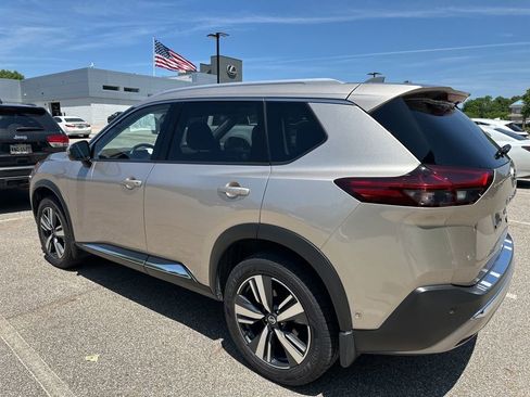Used 2021 Nissan Rogue Platinum AWD/4WD image 7