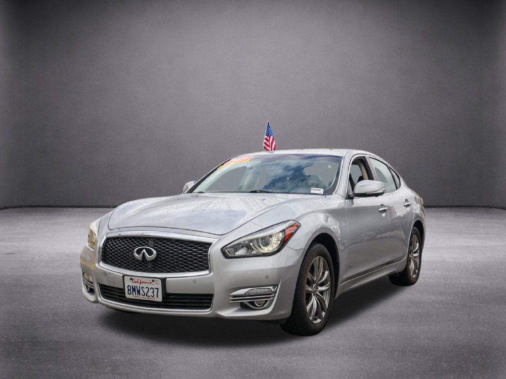 Used 2019 INFINITI Q70 Luxe AWD/4WD image 9