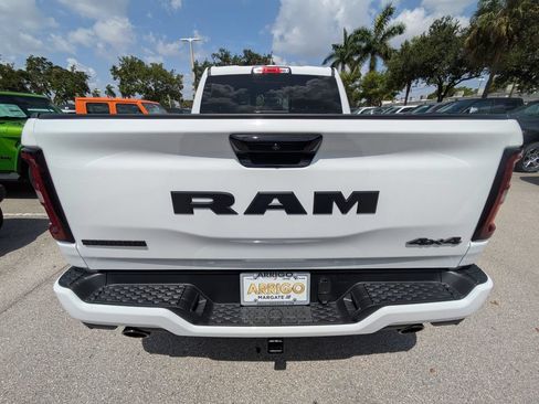 New 2026 RAM 1500 Big Horn AWD/4WD image 6