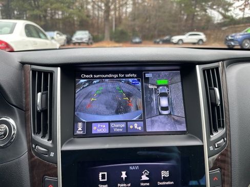 Used 2016 INFINITI Q50 3.0t Premium w/ Driver Assistance Package image 19