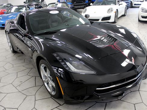 Used 2015 Chevrolet Corvette Stingray Coupe w/ 2LT Preferred Equipment Group image 33