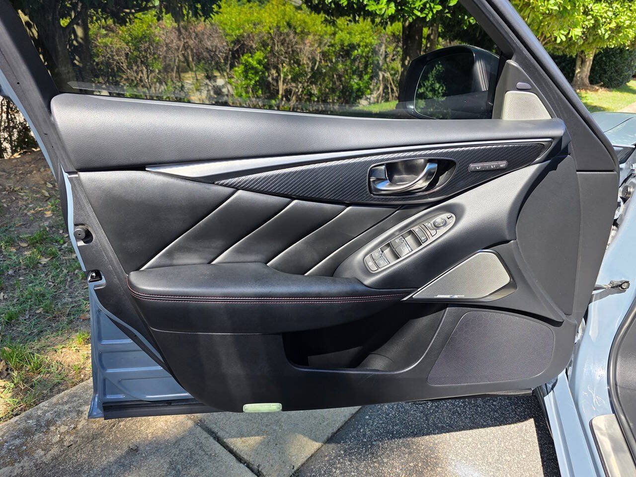 Used 2022 INFINITI Q50 Red Sport 400 w/ Carbon Fiber Package RWD image 9