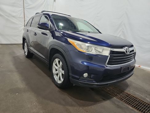 Used 2015 Toyota Highlander XLE AWD/4WD image 5