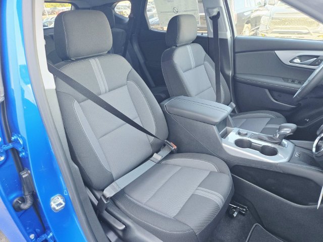 New 2026 Chevrolet Blazer LT w/ Convenience Package FWD image 15