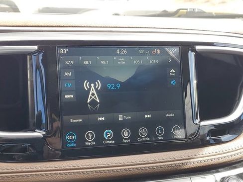 Used 2017 Chrysler Pacifica Limited w/ UConnect Theater Package image 23