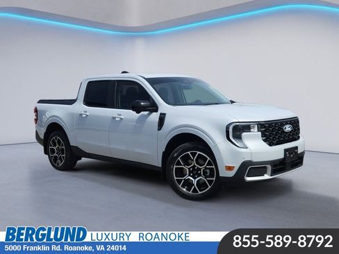Used 2025 Ford Maverick Lariat w/ 4K Tow Package AWD/4WD image 1