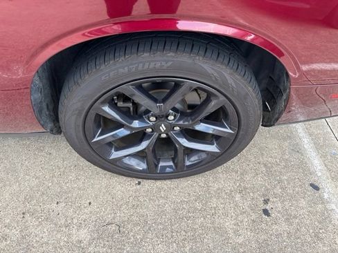 Used 2020 Dodge Challenger SXT w/ Blacktop Package RWD image 5