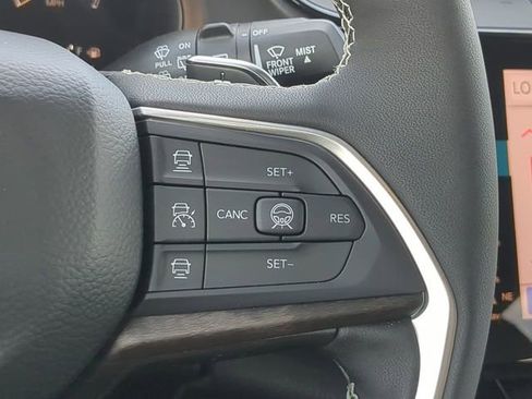 New 2026 Jeep Grand Cherokee L 4WD image 33