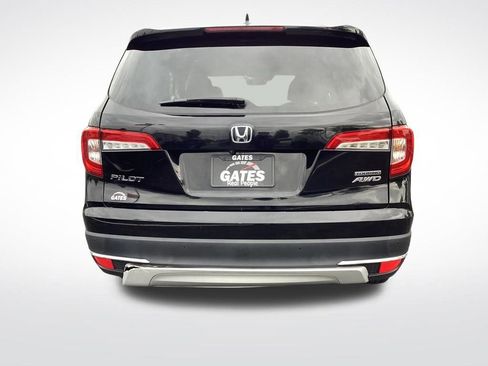Used 2019 Honda Pilot Touring image 9