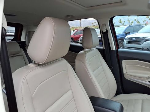 Used 2021 Ford EcoSport Titanium FWD image 19