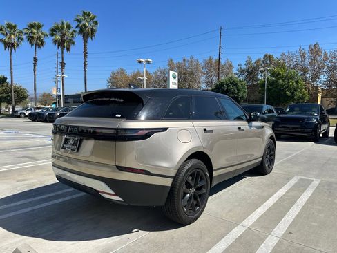 Used 2026 Land Rover Range Rover Velar S AWD/4WD image 3